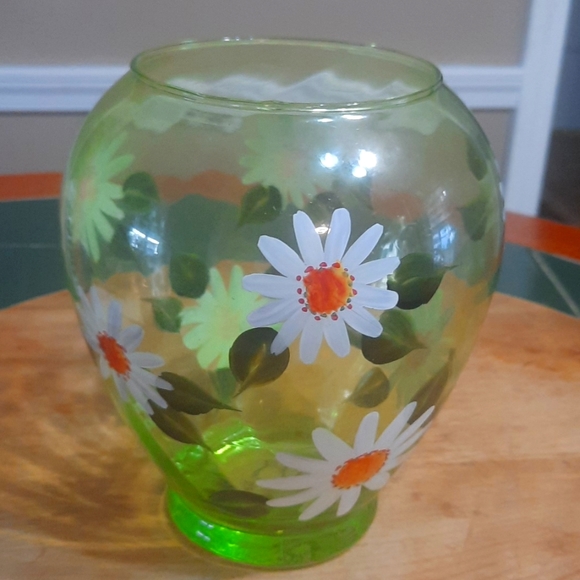 Teleflora Other - Green Retro Glass Vase